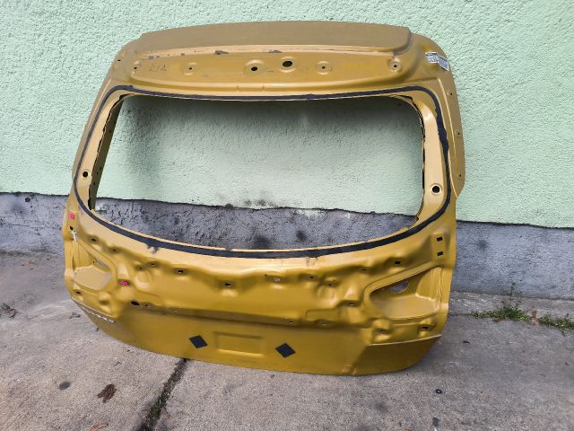 bontott KIA CEED Csomagtérajtó (Részeivel)