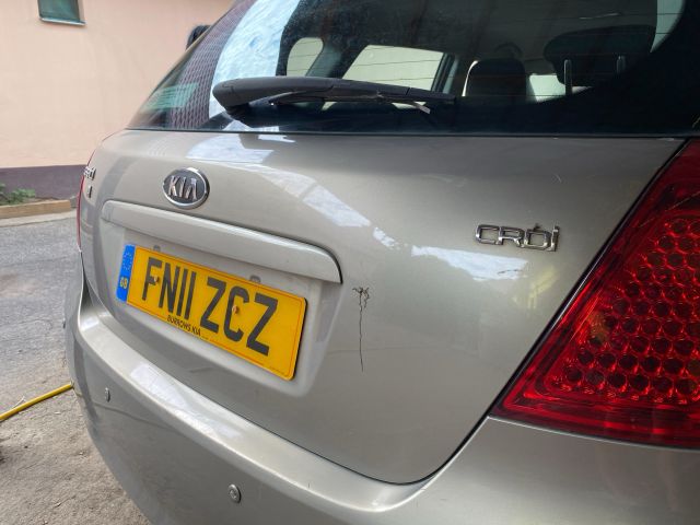 bontott KIA CEED Csomagtérajtó (Üres lemez)