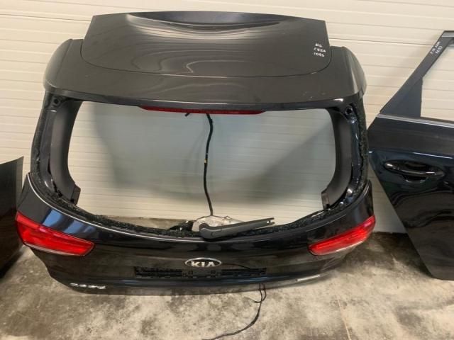 bontott KIA CEED Csomagtérajtó (Üres lemez)