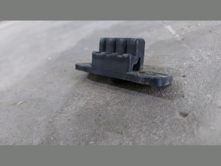 bontott KIA CEED Csomagtérajtó Ütköző