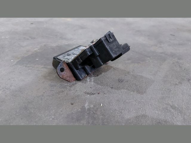 bontott KIA CEED Csomagtérajtó Zárszerkezet