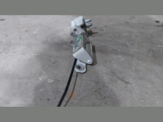 bontott KIA CEED Csomagtérajtó Zsanér