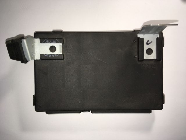 bontott KIA CEED Elektronika (Magában)