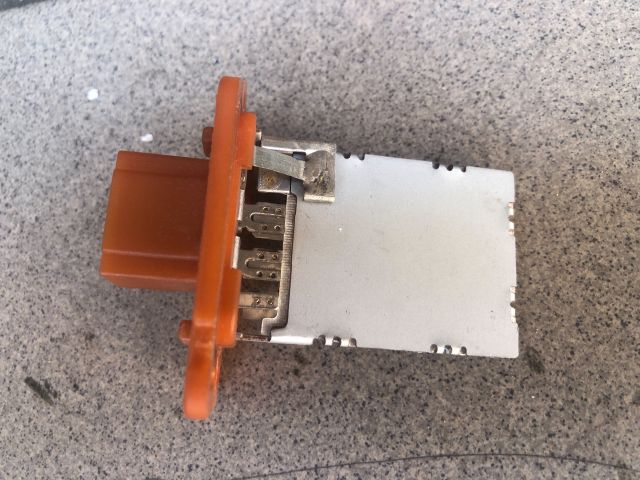 bontott KIA CEED Előtét Ellenállás Fűtőmotor