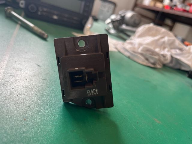 bontott KIA CEED Előtét Ellenállás Fűtőmotor