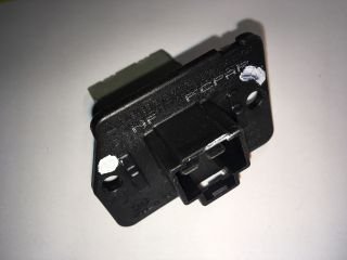 bontott KIA CEED Előtét Ellenállás Fűtőmotor