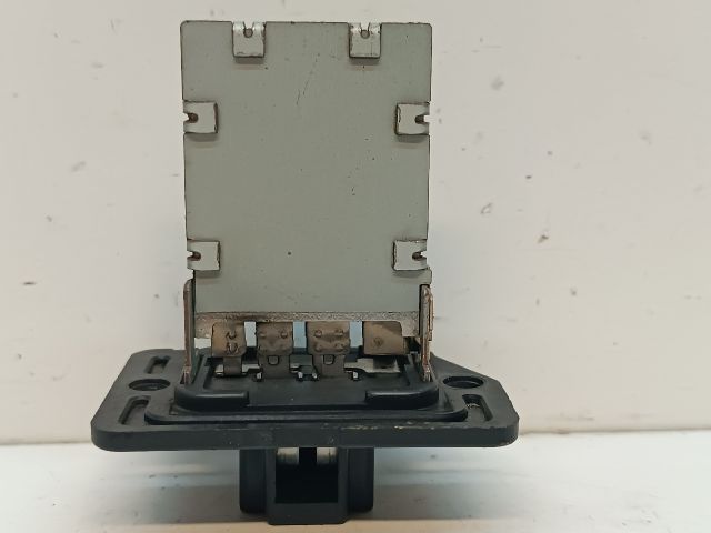 bontott KIA CEED Előtét Ellenállás Fűtőmotor