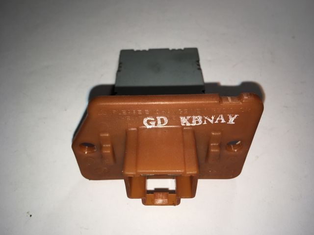 bontott KIA CEED Előtét Ellenállás Fűtőmotor