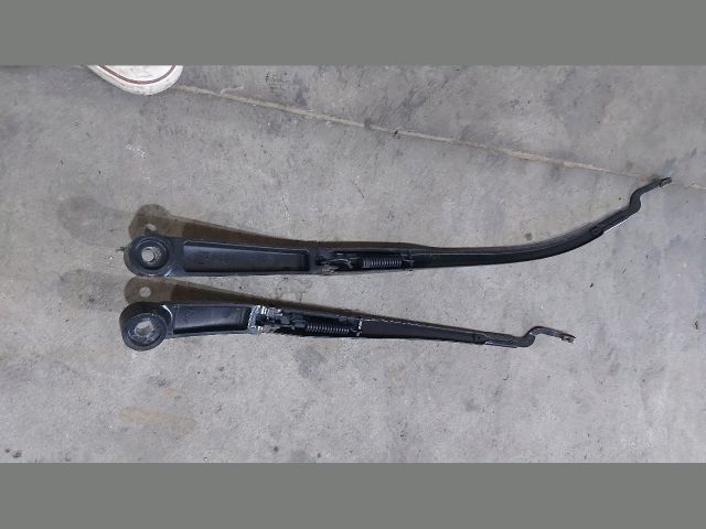 bontott KIA CEED Első Ablaktörlő Kar