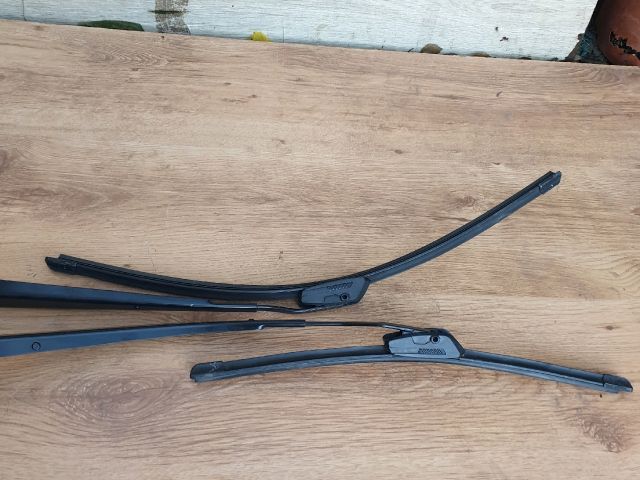 bontott KIA CEED Első Ablaktörlő Kar