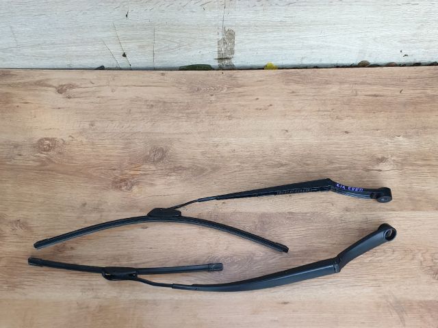 bontott KIA CEED Első Ablaktörlő Kar