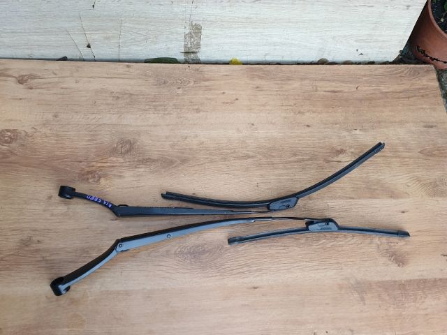 bontott KIA CEED Első Ablaktörlő Kar