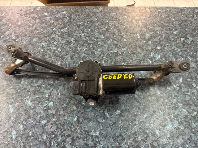 bontott KIA CEED Első Ablaktörlő Szerkezet Motorral