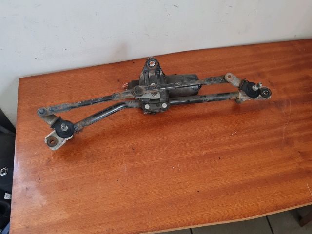 bontott KIA CEED Első Ablaktörlő Szerkezet Motorral