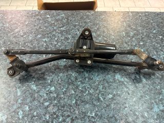 bontott KIA CEED Első Ablaktörlő Szerkezet Motorral