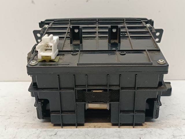 bontott KIA CEED Első Hamutartó