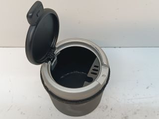 bontott KIA CEED Első Hamutartó