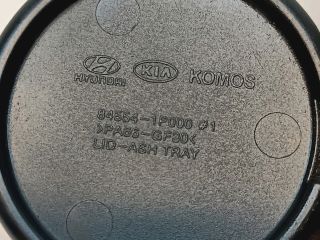 bontott KIA CEED Első Hamutartó