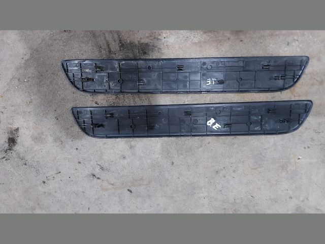 bontott KIA CEED Első Küszöb Díszléc