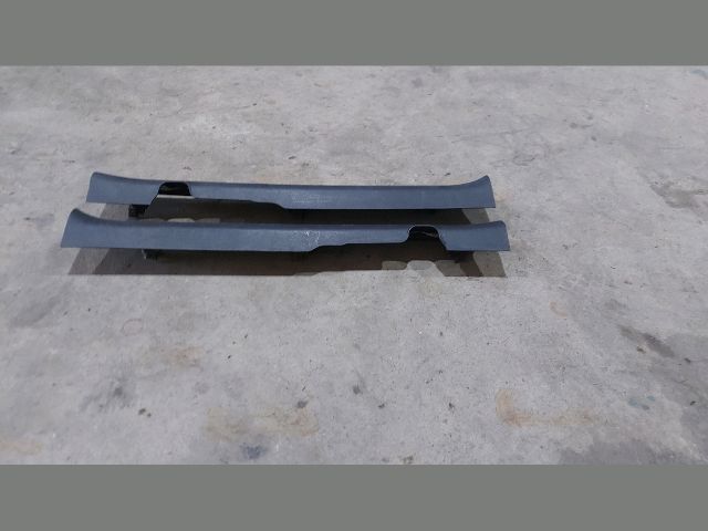 bontott KIA CEED Első Küszöb Díszléc