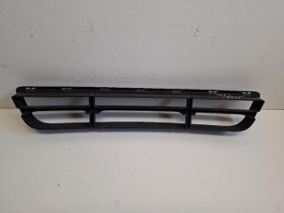 bontott KIA CEED Első Lökhárító Alsó Középső Díszrács