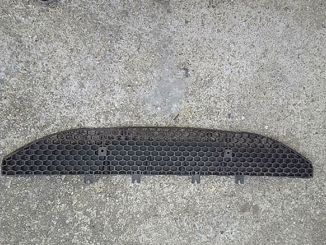 bontott KIA CEED Első Lökhárító Alsó (Műanyag)