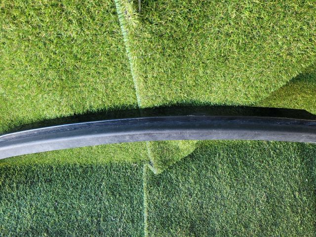 bontott KIA CEED Első Lökhárító Díszléc