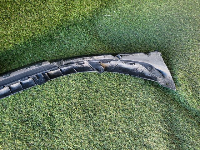 bontott KIA CEED Első Lökhárító Díszléc