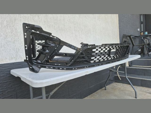 bontott KIA CEED Első Lökhárító Légterelő