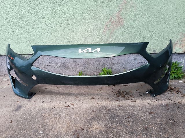 bontott KIA CEED Első Lökhárító (Részeivel)