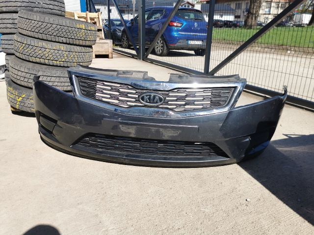 bontott KIA CEED Első Lökhárító (Részeivel)