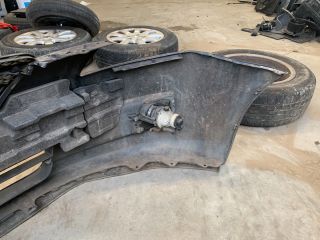 bontott KIA CEED Első Lökhárító (Részeivel)