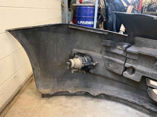 bontott KIA CEED Első Lökhárító (Részeivel)