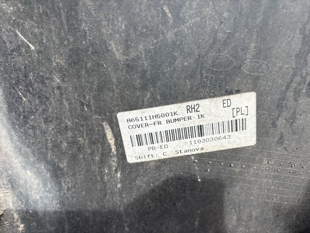 bontott KIA CEED Első Lökhárító (Részeivel)