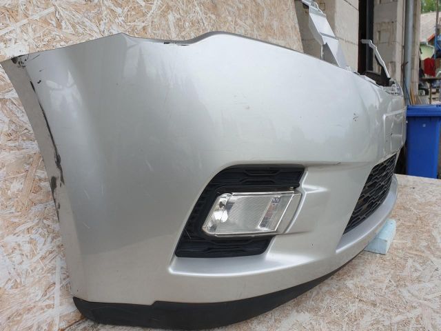 bontott KIA CEED Első Lökhárító (Részeivel)