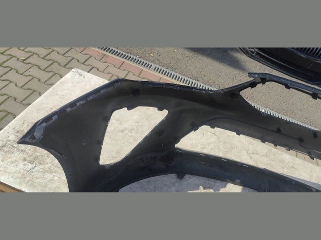 bontott KIA CEED Első Lökhárító (Üresen)