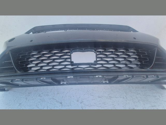 bontott KIA CEED Első Lökhárító (Üresen)