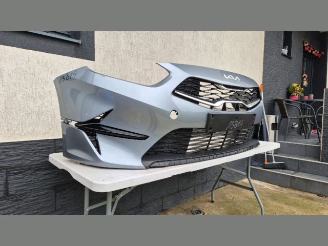 bontott KIA CEED Első Lökhárító (Üresen)