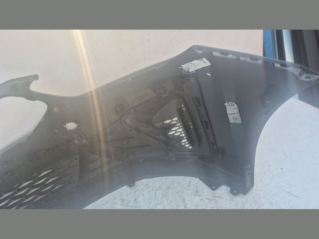 bontott KIA CEED Első Lökhárító (Üresen)