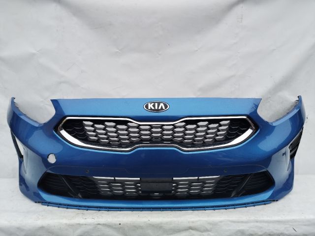 bontott KIA CEED Első Lökhárító (Üresen)