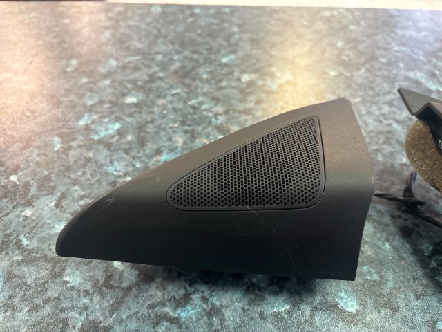 bontott KIA CEED Első Magassugárzó Hangszóró Pár