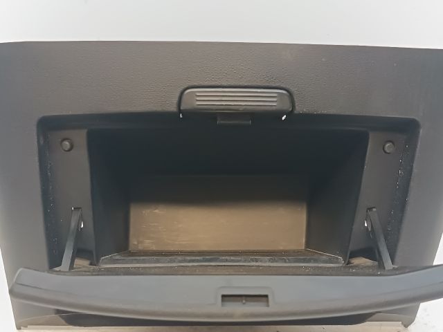 bontott KIA CEED Első Tároló Rekesz