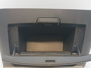 bontott KIA CEED Első Tároló Rekesz