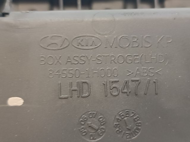 bontott KIA CEED Első Tároló Rekesz