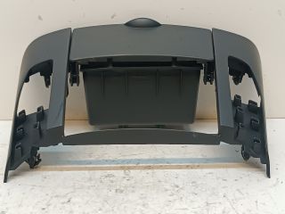 bontott KIA CEED Első Tároló Rekesz