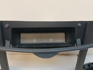 bontott KIA CEED Első Tároló Rekesz