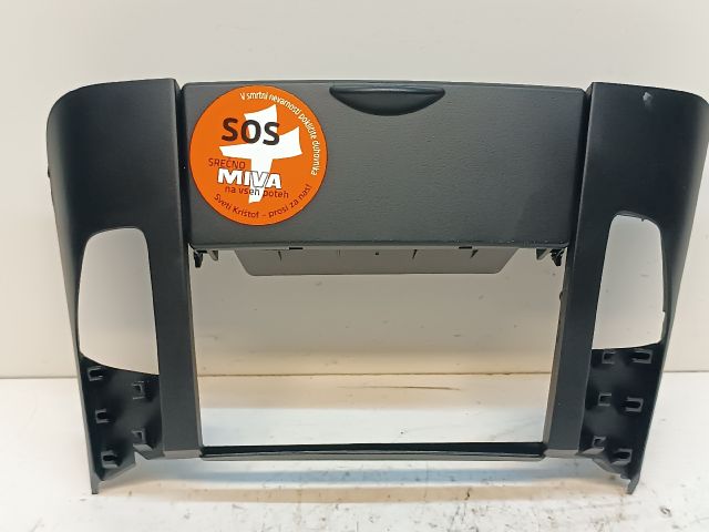 bontott KIA CEED Első Tároló Rekesz