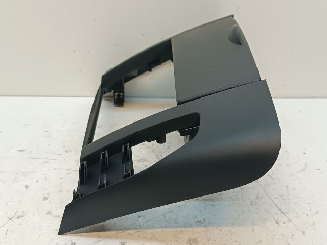 bontott KIA CEED Első Tároló Rekesz