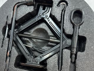 bontott KIA CEED Emelő