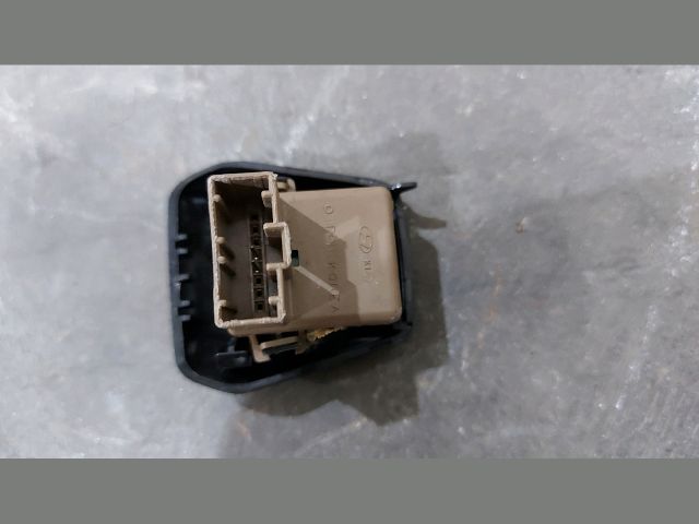 bontott KIA CEED Fényszóró Elektronika